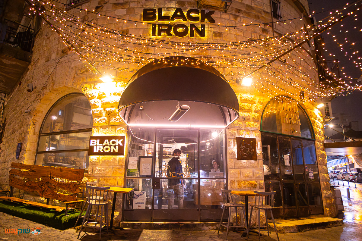 בלאק איירון